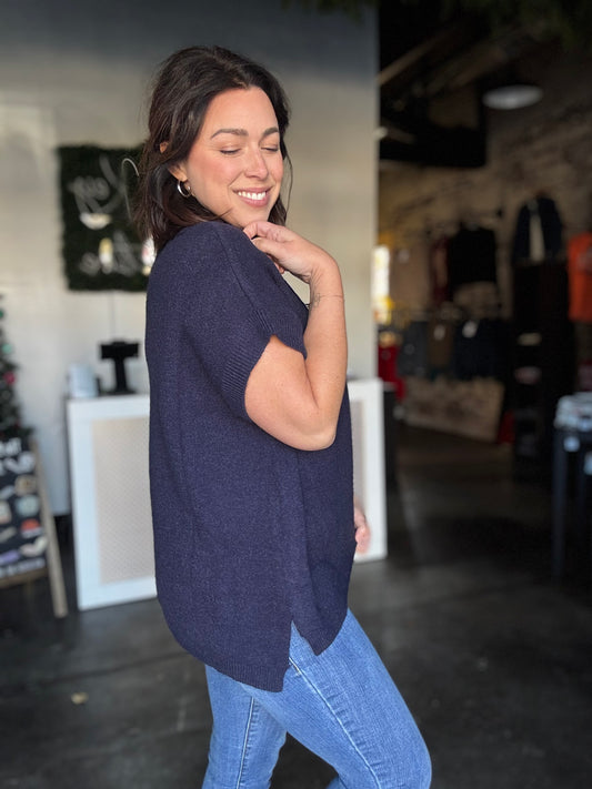 Free Mind sweater tee