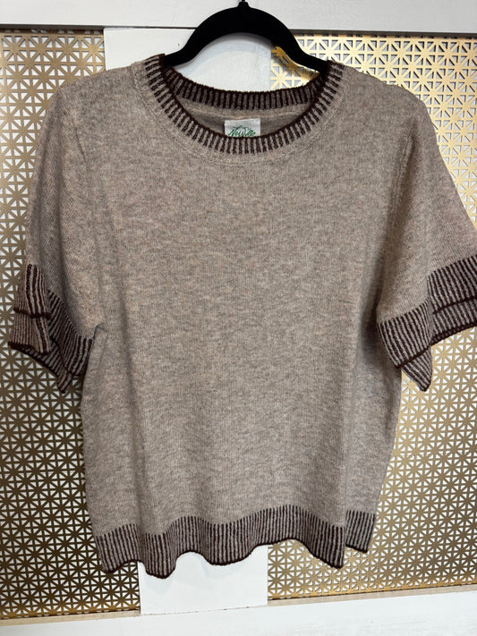 She Knows Sweater tee