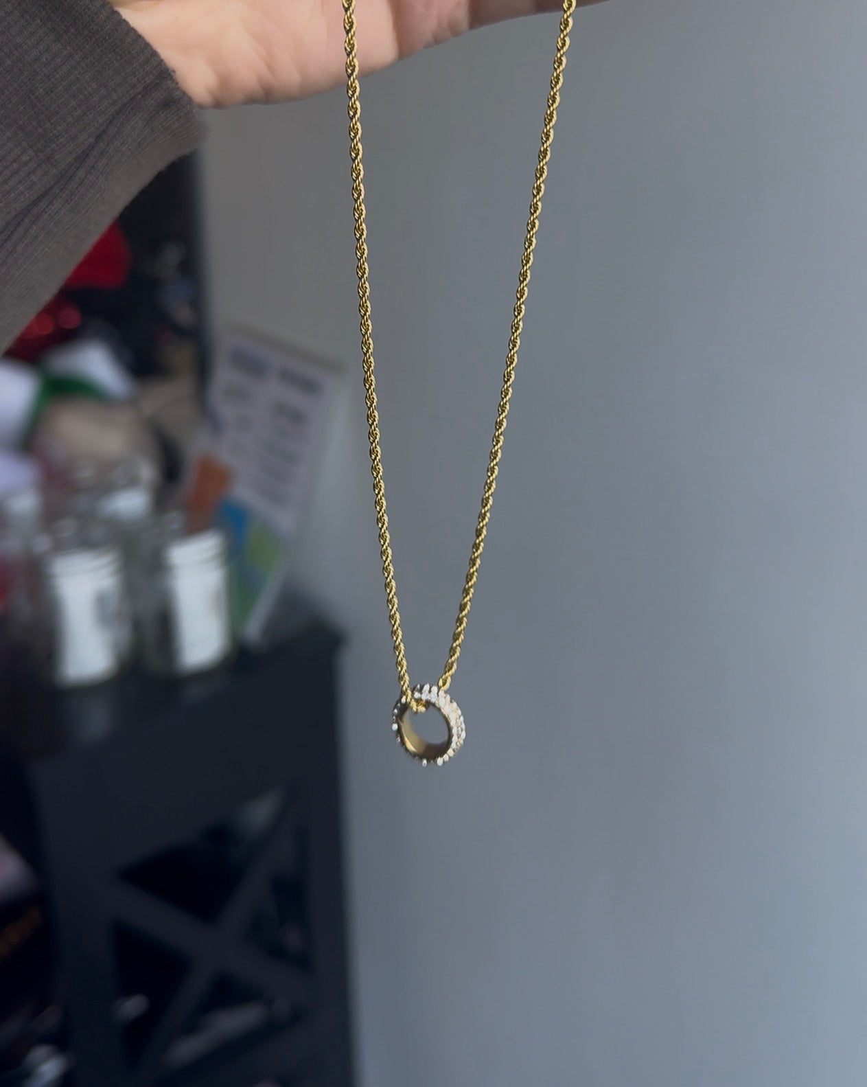 Halo necklace