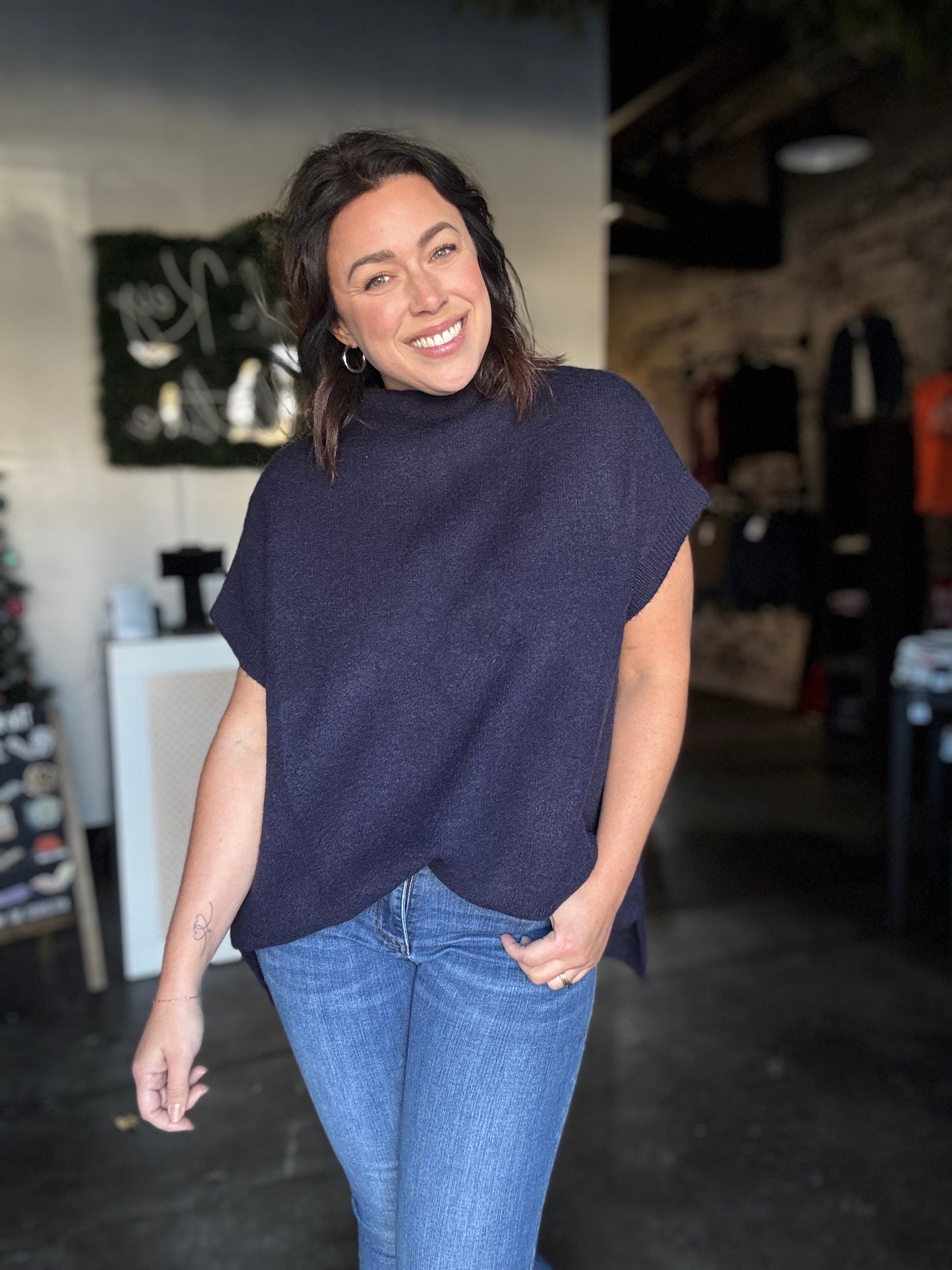 Free Mind sweater tee